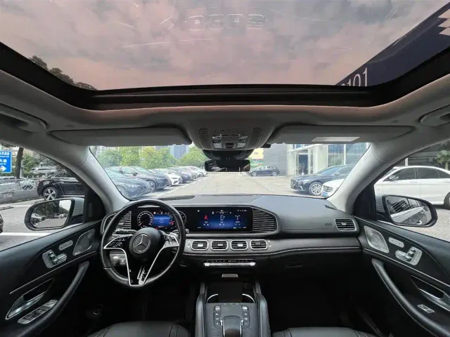 Mercedes-Benz GLE-Class — Фото автомобиля 16