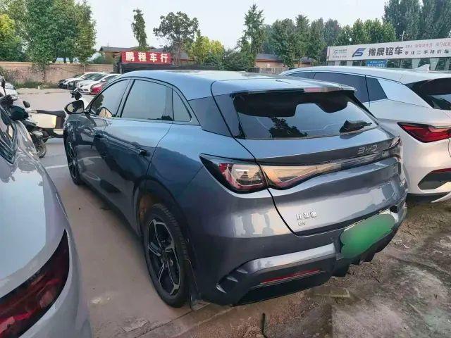 BYD Seal 06 GT — Фото автомобиля 7