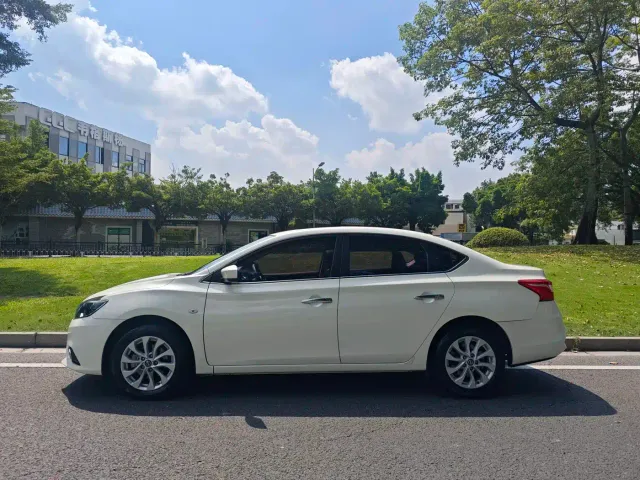 Nissan Sylphy — Фото автомобиля 4