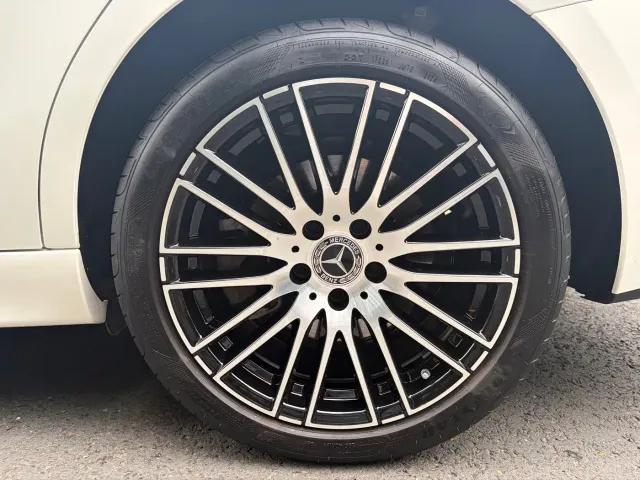 Mercedes-Benz C-Class — Фото автомобиля 18