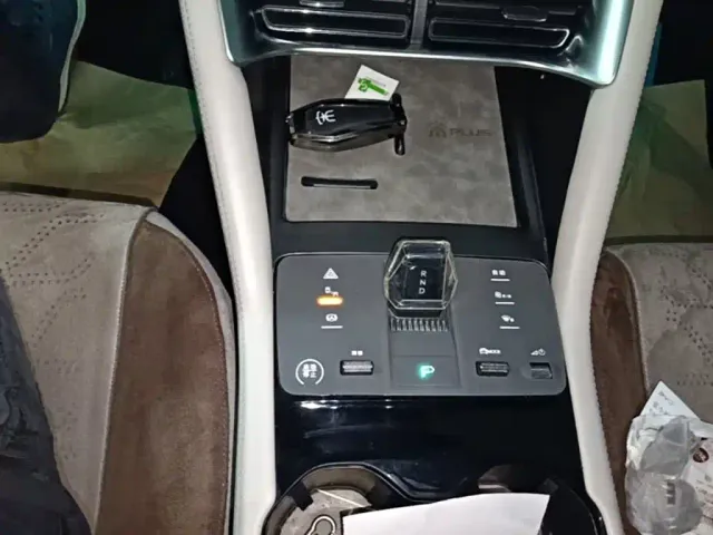 BYD Song PLUS — Фото автомобиля 13