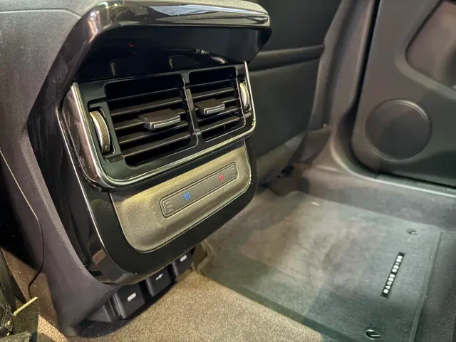 Land Rover Range Rover Evoque — Фото автомобиля 10
