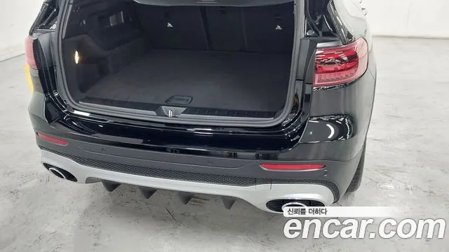 Mercedes-Benz GLB-Class — Фото автомобиля 11