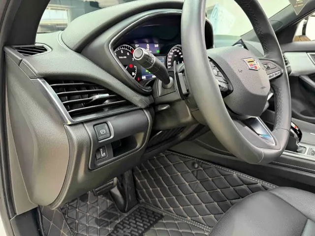 Cadillac CT5 — Фото автомобиля 10