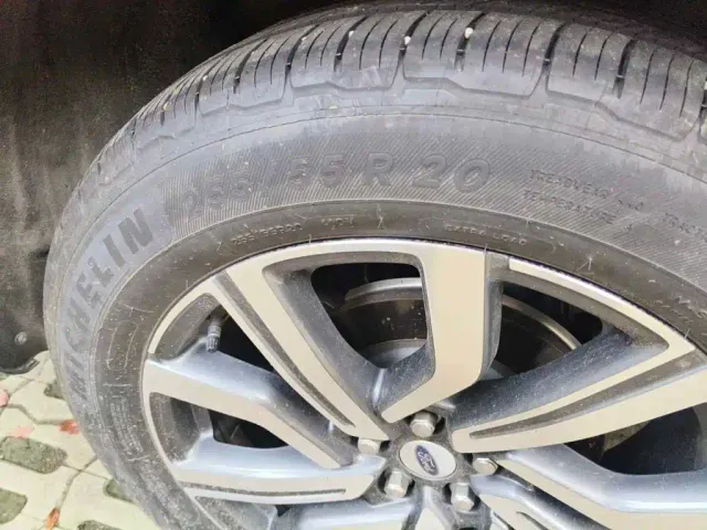 Ford Explorer — Фото автомобиля 7