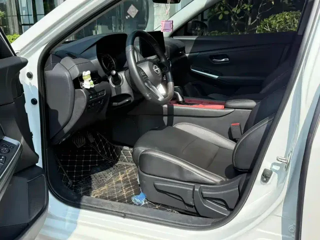 Nissan Sylphy — Фото автомобиля 4
