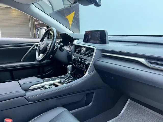 Lexus RX — Фото автомобиля 22