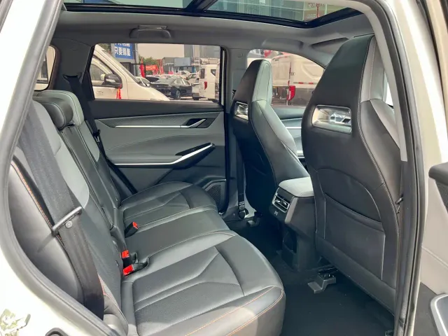 Changan CS75 Plus — Фото автомобиля 16