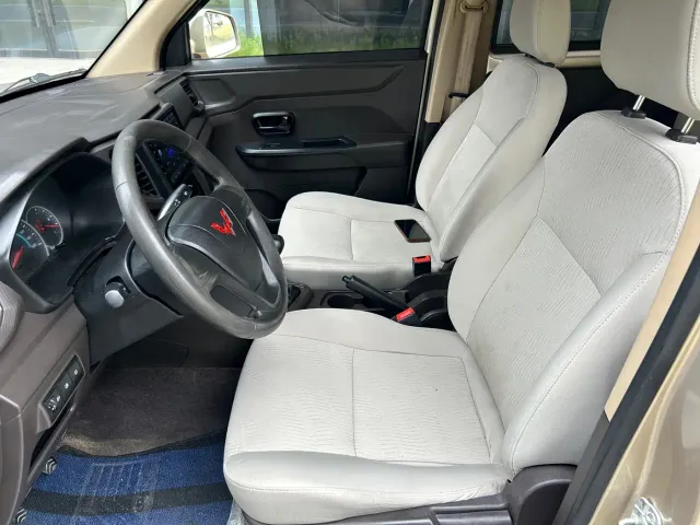 Wuling Hongguang V — Фото автомобиля 13