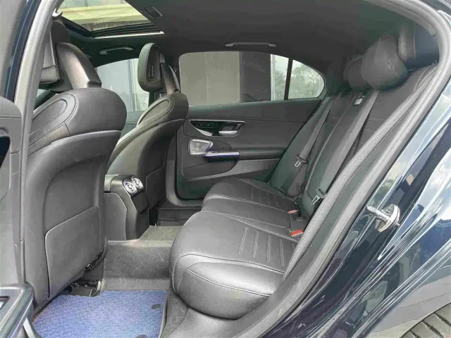 Mercedes-Benz C-Class — Фото автомобиля 10