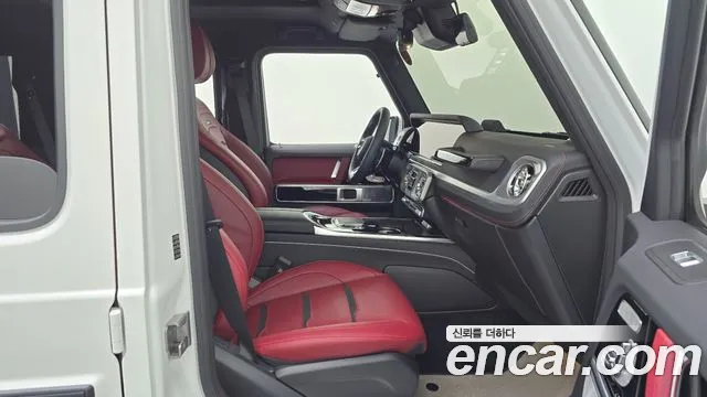 Mercedes-Benz G-Class — Фото автомобиля 24
