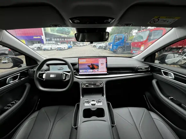 Geely Galaxy Stellar 6 — Фото автомобиля 7
