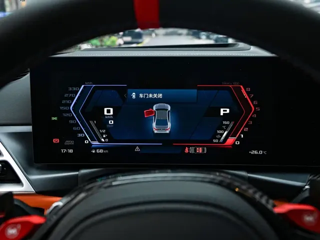BMW M3 — Фото автомобиля 12