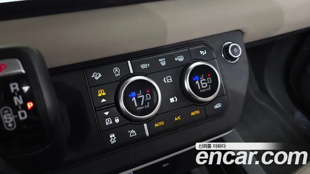 Land Rover Defender L663 — Фото автомобиля 17