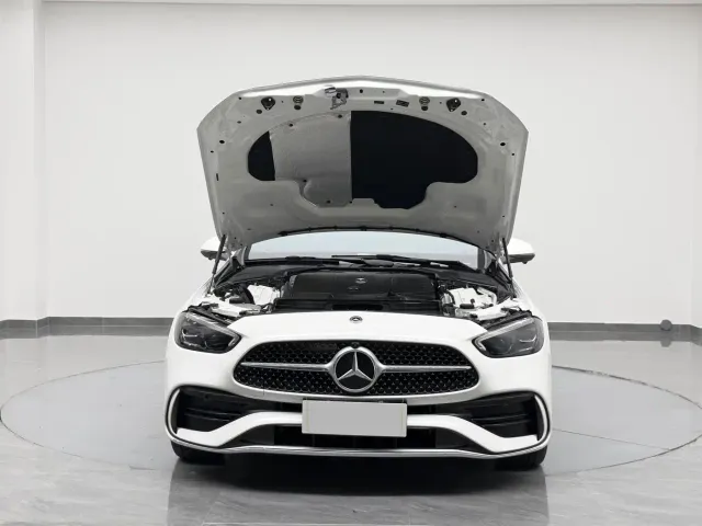 Mercedes-Benz C-Class — Фото автомобиля 25