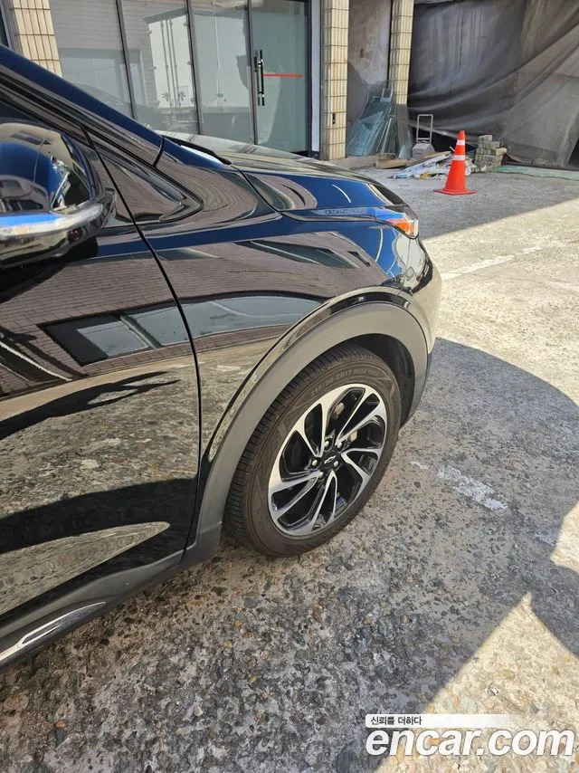 Chevrolet Bolt EUV — Фото автомобиля 5