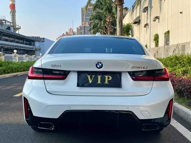 BMW BMW 3 Series 2025 330Li M Sport Night Edition — Фото автомобиля 8