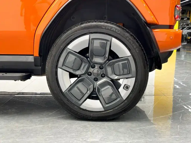 iCAR V23 — Фото автомобиля 24
