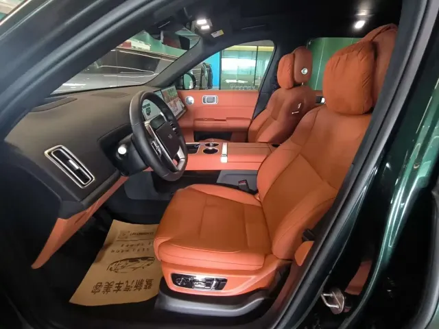 Li Auto L9 — Фото автомобиля 4