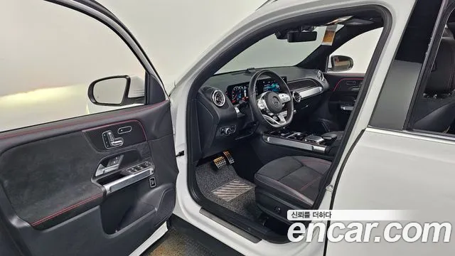 Mercedes-Benz GLB-Class — Фото автомобиля 26