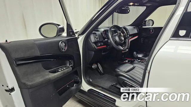 MINI Countryman — Фото автомобиля 15