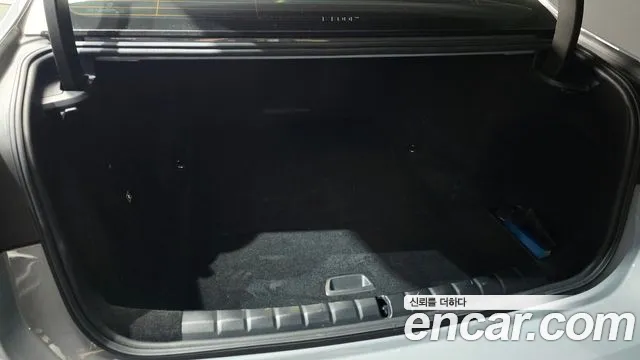 BMW i7 G70 — Фото автомобиля 27