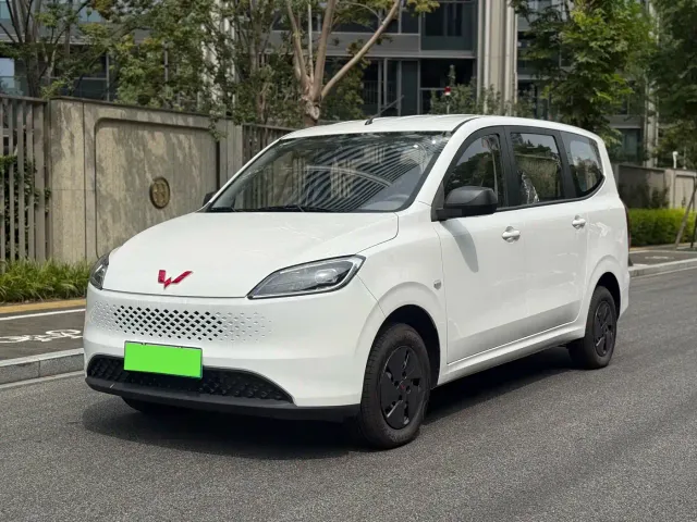 Фотография автомобиля — Wuling Hongguang