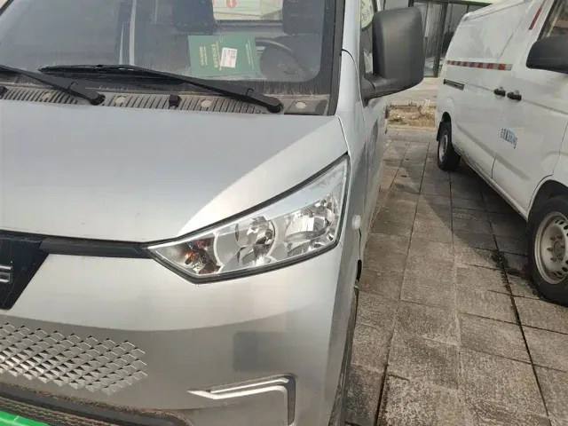 Wuling Electric Truck — Фото автомобиля 23