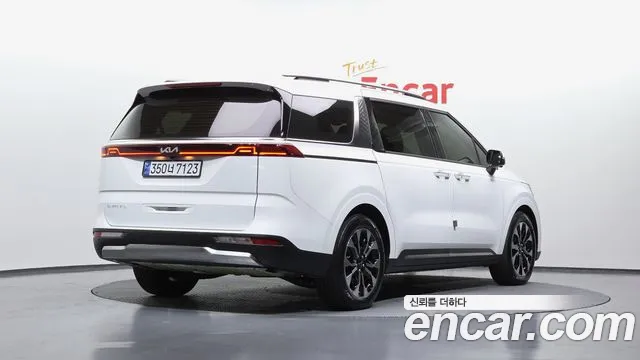 Kia Canival Carnival 4 поколение Дизель 9 мест Noblesse — Фото автомобиля 2