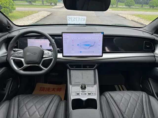BYD Sealion 07 EV — Фото автомобиля 3