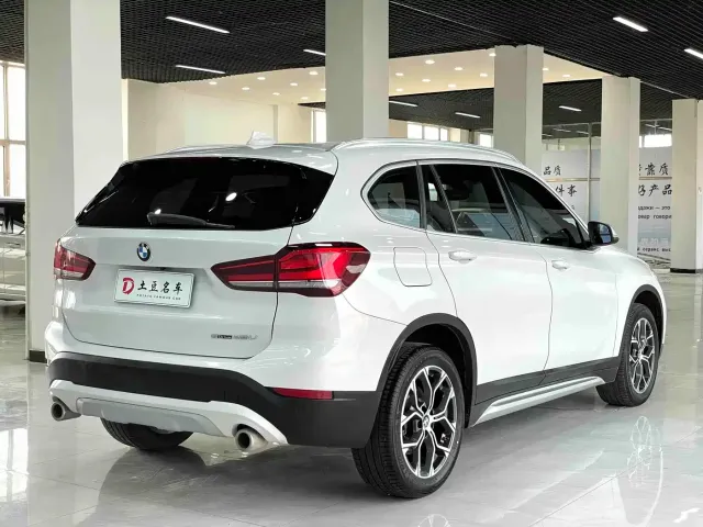 BMW X1 — Фото автомобиля 6
