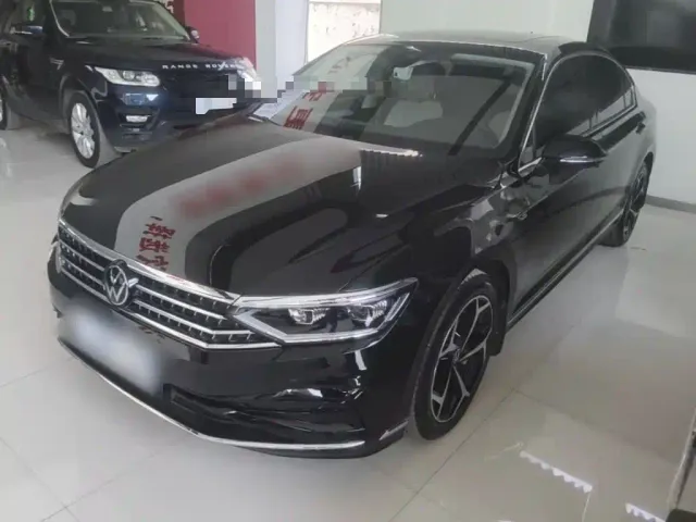Фотография автомобиля — Volkswagen Magotan