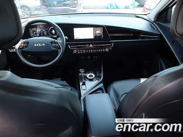 Kia Niro Niro (New) — Фото автомобиля 8