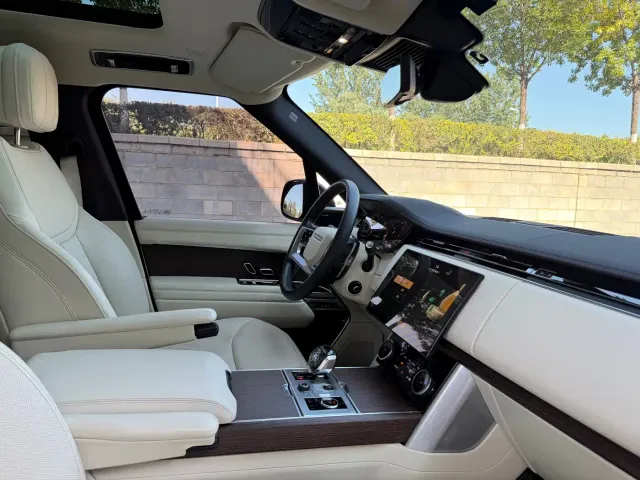 Land Rover Range Rover — Фото автомобиля 9