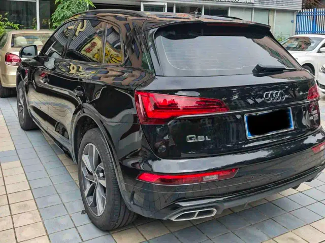 Audi Audi Q5L 2024 Model 40 TFSI Luxury Dynamic — Фото автомобиля 4