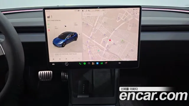 Tesla Model 3 — Фото автомобиля 13