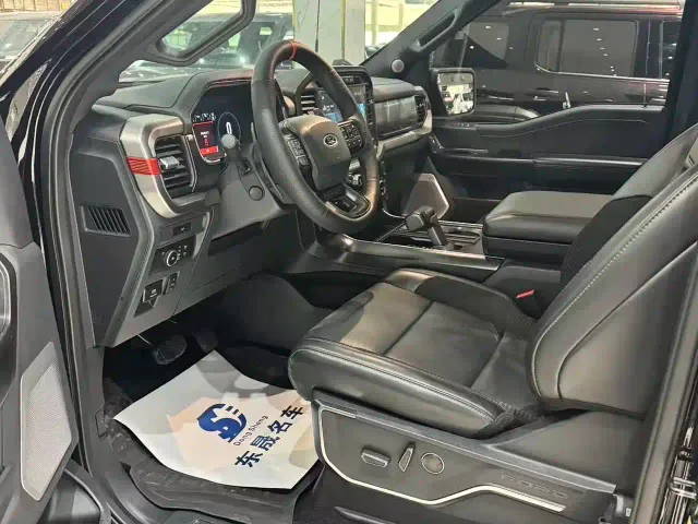 Ford F-150 Raptor — Фото автомобиля 4