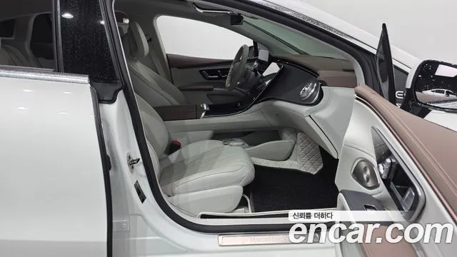 Mercedes-Benz EQS — Фото автомобиля 26