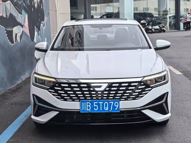 Jetta VA7 — Фото автомобиля 2