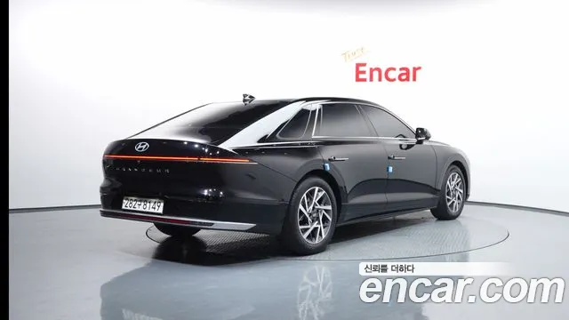 Hyundai Grandeur Grandeur (GN7) 3.5 Бензин 2WD — Фото автомобиля 2