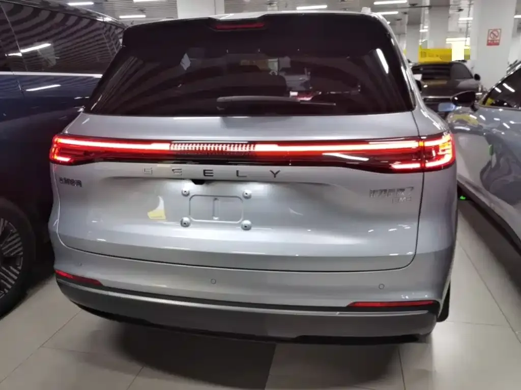 Geely Galaxy Galaxy Starship 7 EM-i 2025 Model 120km Explorer+ Edition — Фото автомобиля 5
