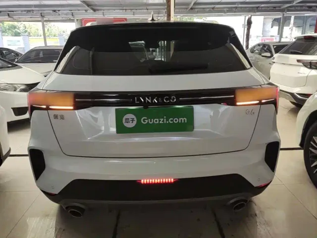 Lynk & Co Lynk & Co 06 2020 1.5T Halo — Фото автомобиля 5