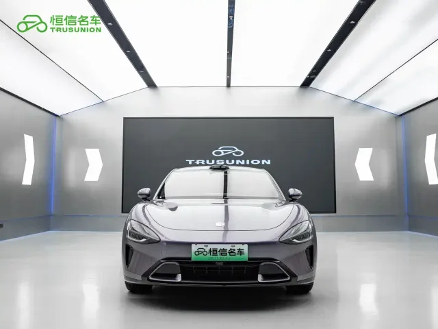 Xiaomi SU7 — Фото автомобиля 12