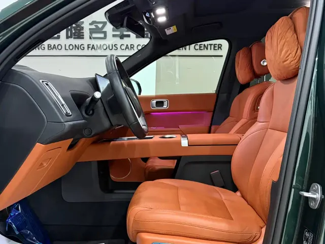 Li Auto L9 — Фото автомобиля 7