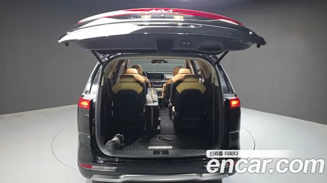 Kia Canival Carnival 4 поколение Бензин 11 мест Signature — Фото автомобиля 20