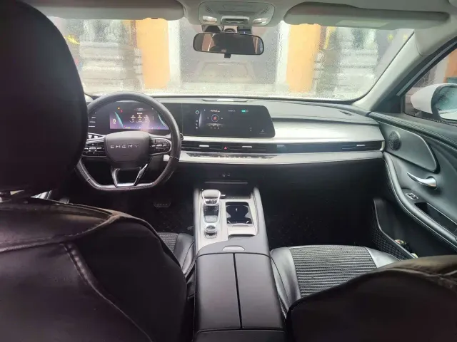 Chery Arrizo 8 — Фото автомобиля 4