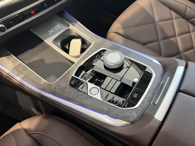 BMW X5 — Фото автомобиля 7