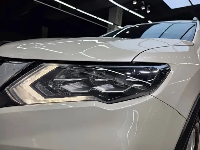 Nissan X-Trail — Фото автомобиля 8