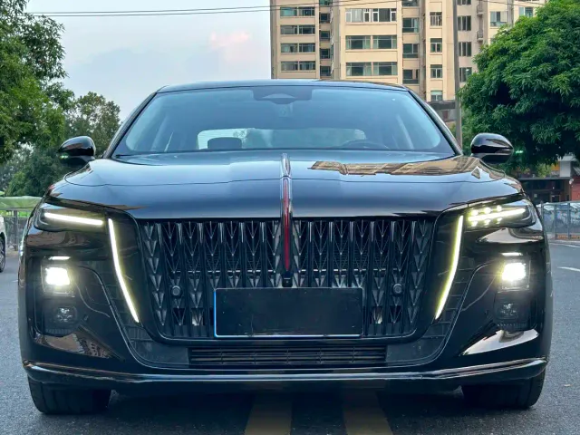 Hongqi H5 — Фото автомобиля 2