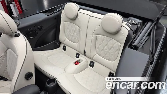 MINI Cooper Convertible — Фото автомобиля 16